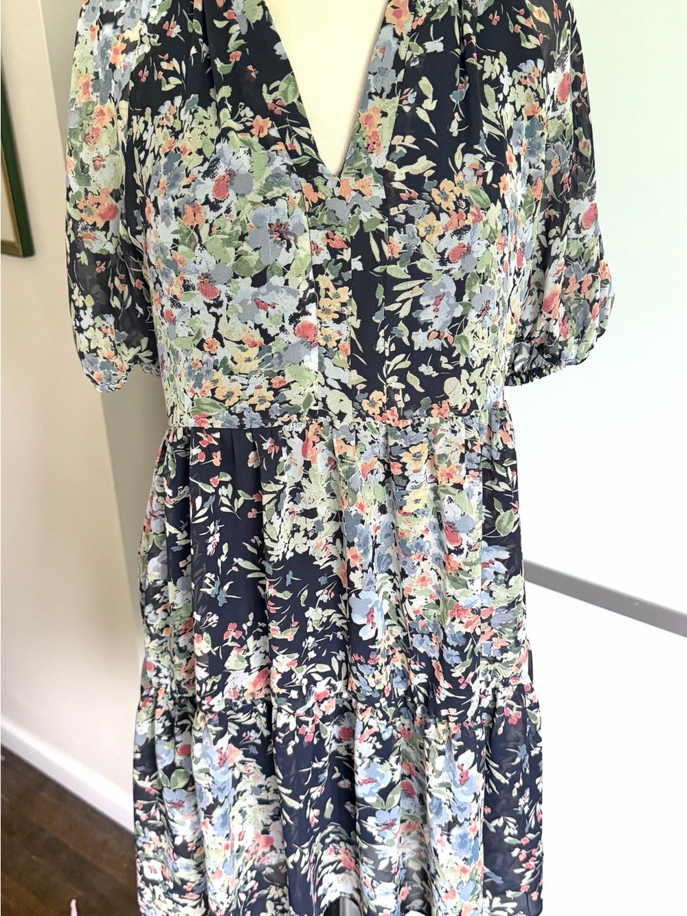 CeCe Floral V-Neck Tiered Midi Dress Puff Sleeve Navy Multi Size XS